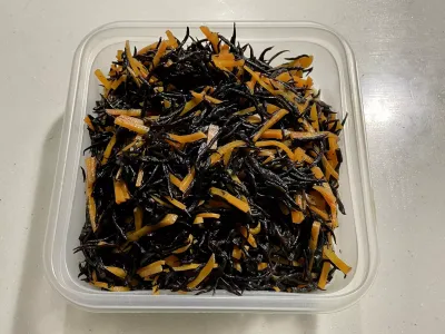 今日のてわすら/ひじきとにんじんの煮物 〜2025年12月25日〜
